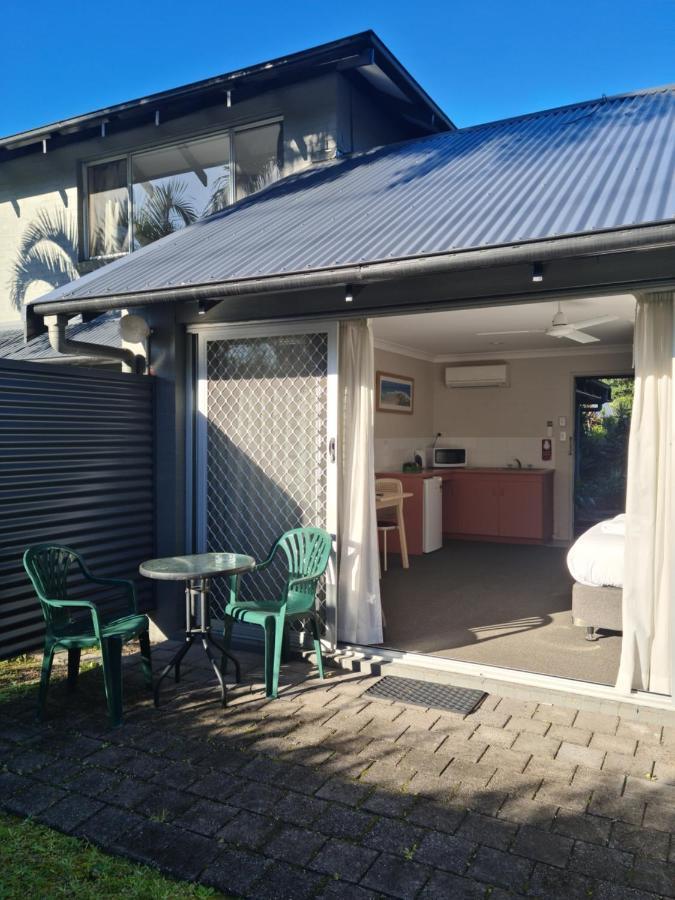 The Park Hotel Motel, Suffolk Park Байрън Бей Екстериор снимка