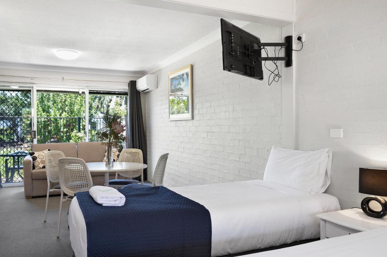 The Park Hotel Motel, Suffolk Park Байрън Бей Екстериор снимка